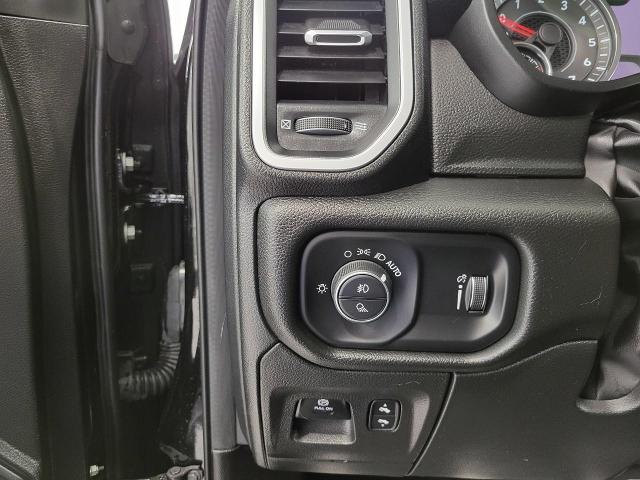 2022 Ram 1500 Vehicle Photo in NEENAH, WI 54956-2243