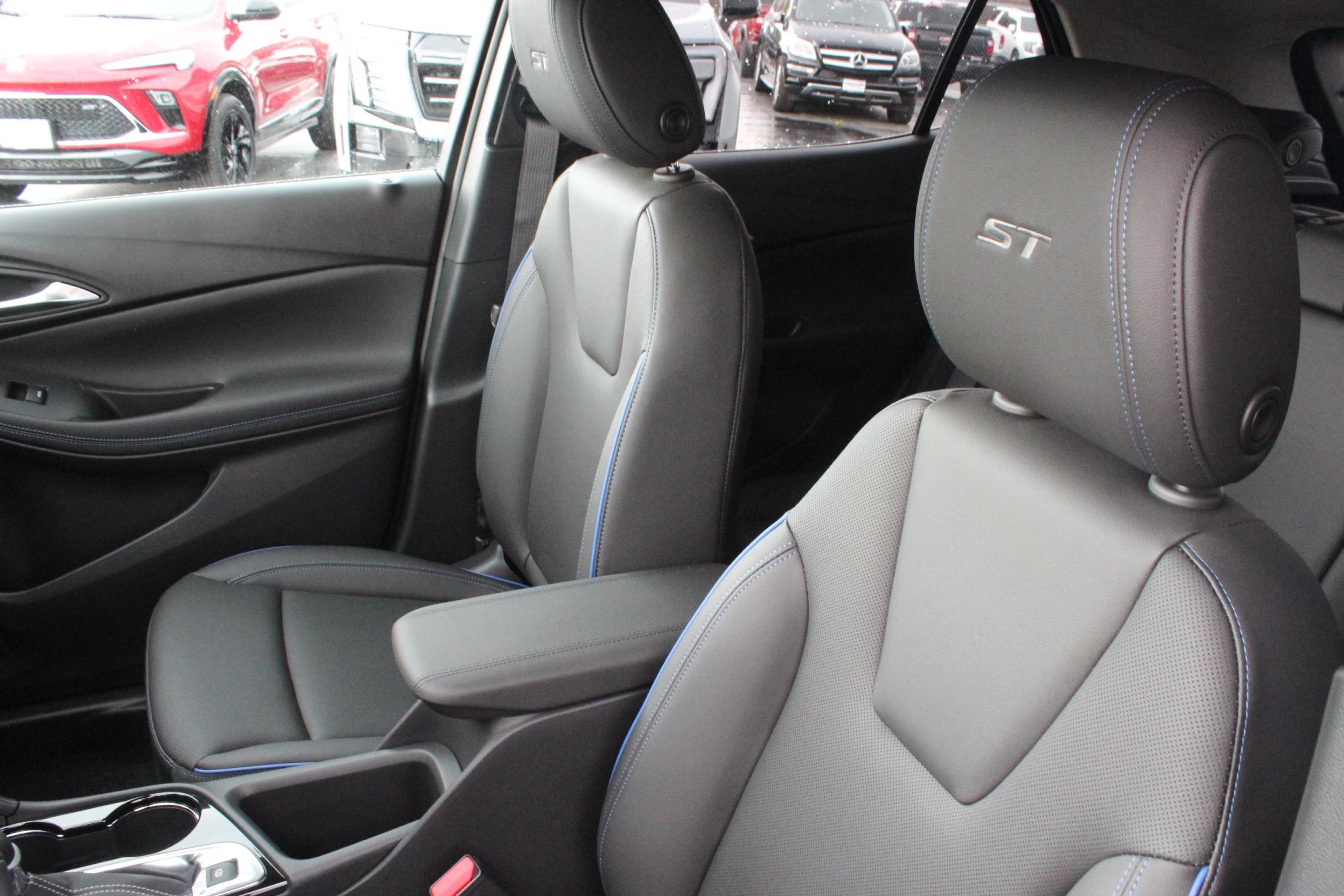 2026 Buick Encore GX Vehicle Photo in AURORA, CO 80012-4011