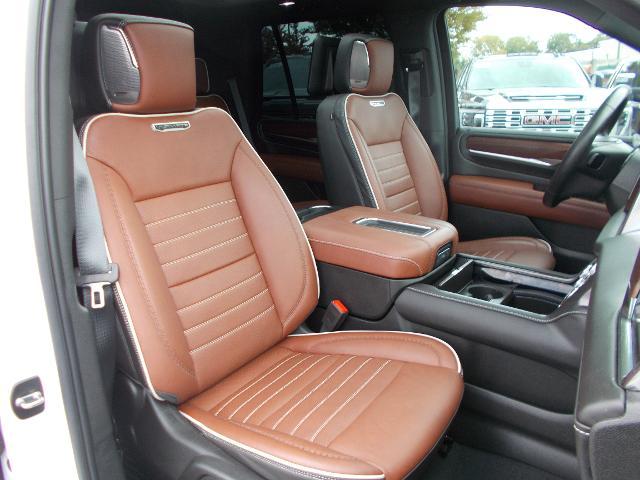 2023 GMC Yukon Vehicle Photo in LOWELL, MA 01852-4336