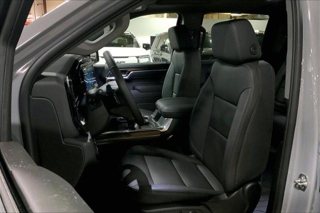 2025 Chevrolet Silverado 1500 Vehicle Photo in KANSAS CITY, MO 64114-4502