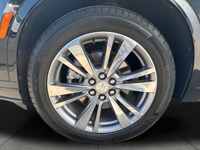 2025 Cadillac XT6 Vehicle Photo in MANITOWOC, WI 54220-5838