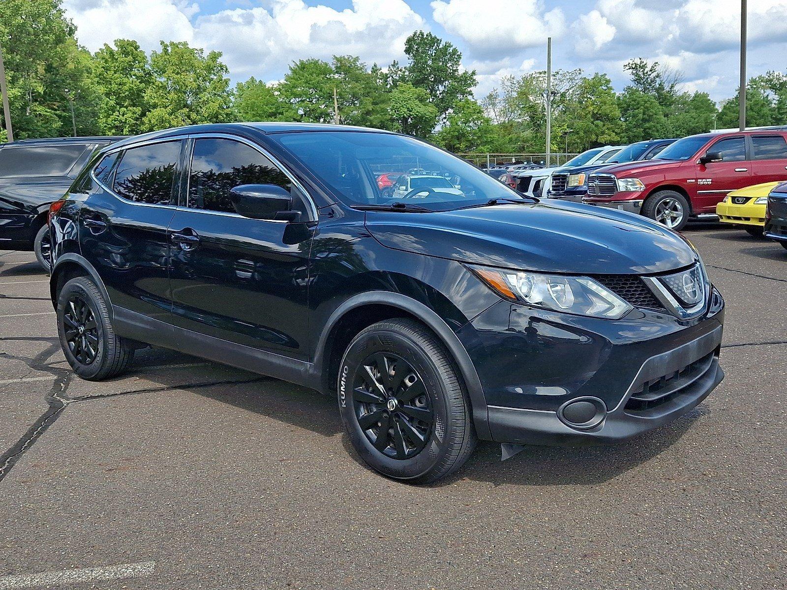 2018 Nissan Rogue Sport Vehicle Photo in Trevose, PA 19053