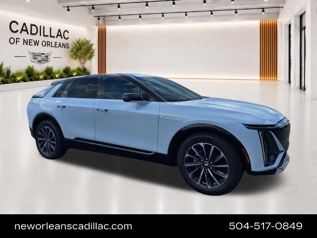Vibrant White Tricoat 2027 Cadillac LYRIQ SUV / Crossover Rear-Wheel Drive 1-Speed Automatic