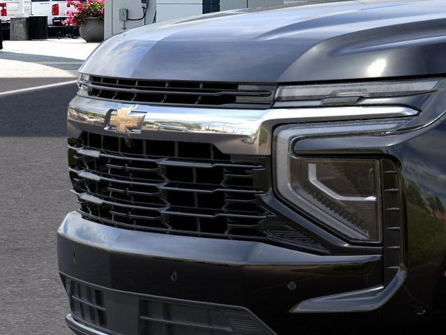 2025 Chevrolet Suburban Vehicle Photo in SELMA, TX 78154-1460