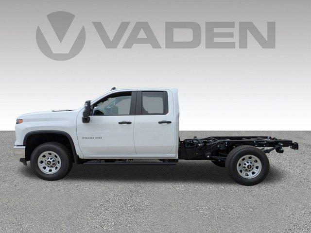 2025 Chevrolet Silverado 3500 HD Vehicle Photo in BRUNSWICK, GA 31525-1881