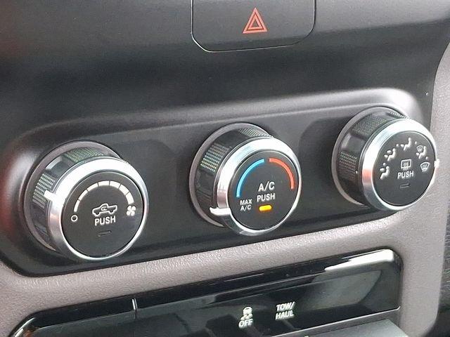 2021 Ram 1500 Vehicle Photo in DANBURY, CT 06810-5034