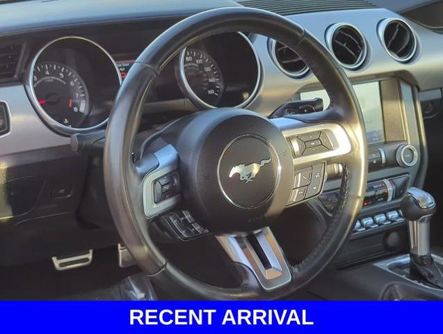 2020 Ford Mustang Vehicle Photo in Merrillville, IN 46410
