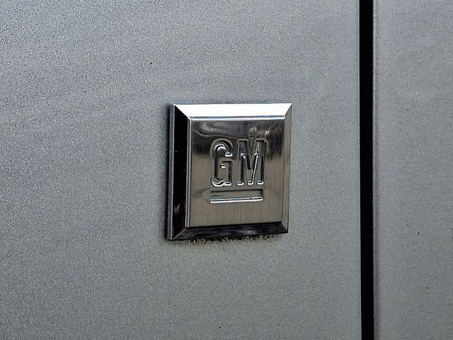 2010 Chevrolet Impala Vehicle Photo in DANBURY, CT 06810-5034