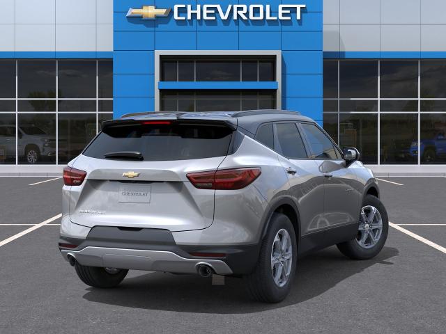 2026 Chevrolet Blazer photo 4 of 31