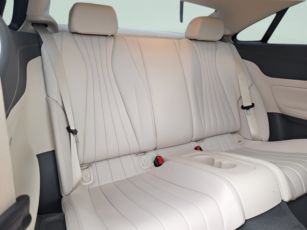 2021 Mercedes-Benz E-Class photo 28 of 32