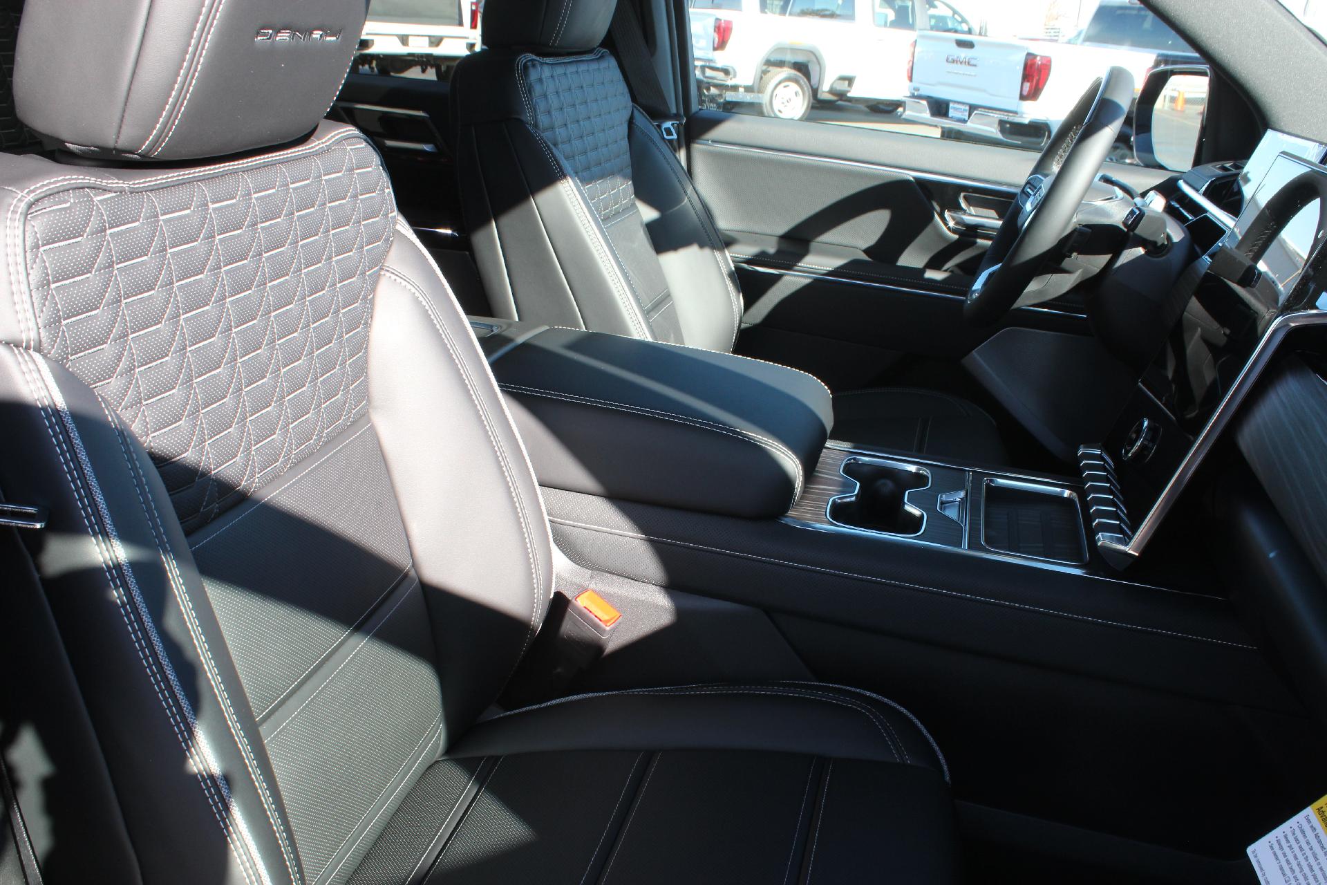 2025 GMC Sierra EV Vehicle Photo in AURORA, CO 80012-4011