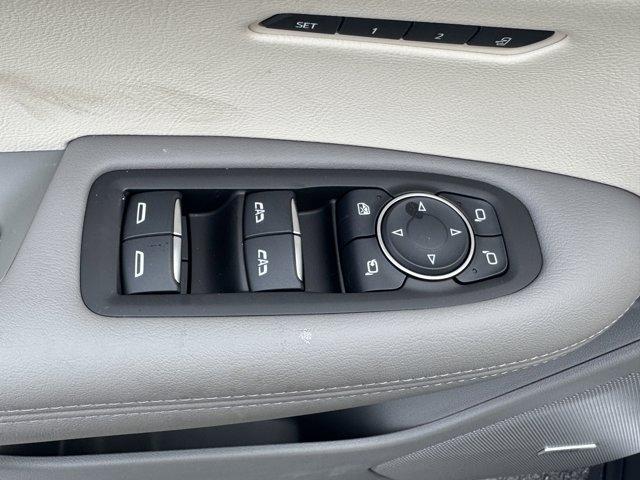 2025 Cadillac XT6 Vehicle Photo in LEOMINSTER, MA 01453-2952