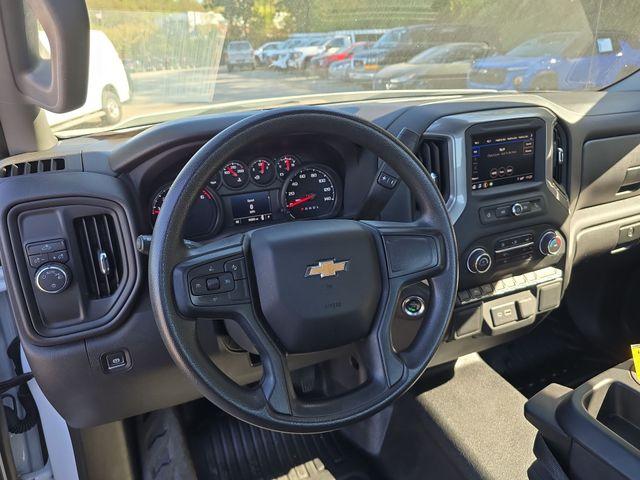 2024 Chevrolet Silverado 1500 Vehicle Photo in Pleasant Hills, PA 15236