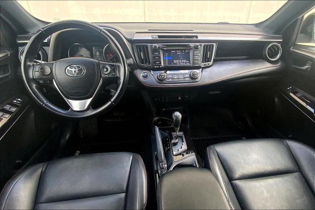 2016 Toyota RAV4 Vehicle Photo in KANSAS CITY, MO 64114-4545