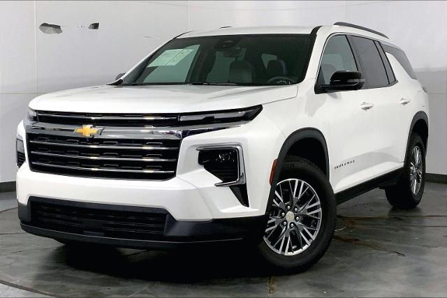 2024 Chevrolet Traverse Vehicle Photo in KANSAS CITY, MO 64114-4502