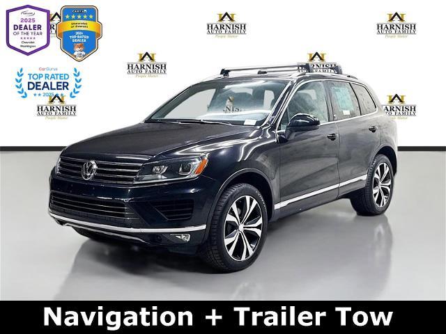 2017 Volkswagen Touareg Vehicle Photo in EVERETT, WA 98203-5662