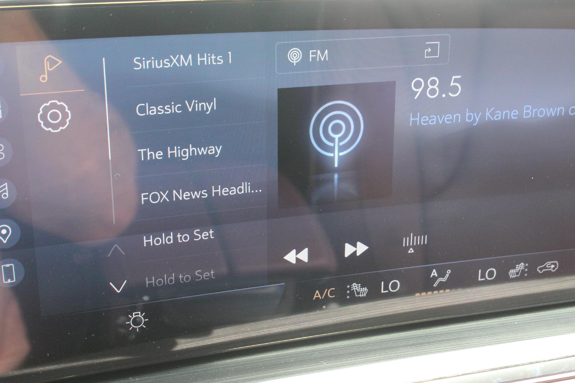2025 Buick Envision Vehicle Photo in AURORA, CO 80012-4011