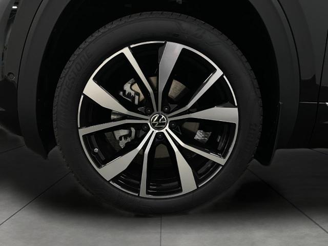 2026 Volkswagen Atlas Cross Sport Vehicle Photo in Appleton, WI 54913