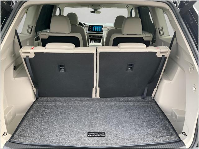 2026 Volkswagen Atlas Vehicle Photo in Oshkosh, WI 54904