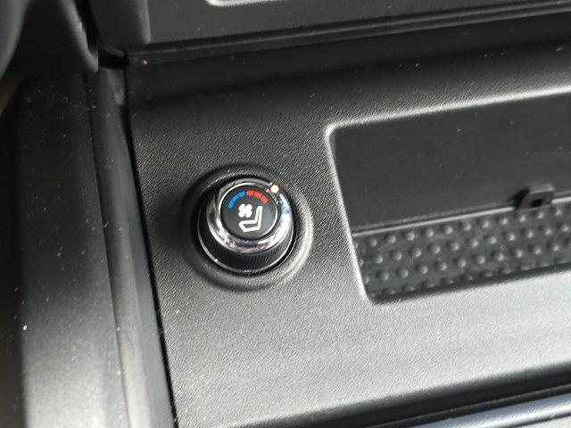 2021 Nissan Titan Vehicle Photo in Pleasant Hills, PA 15236