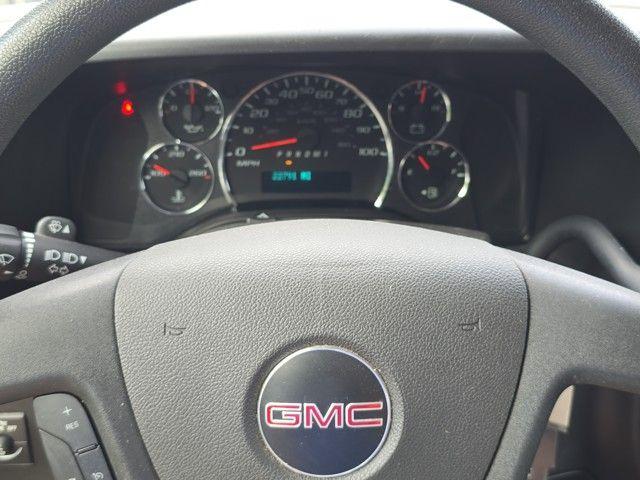 2023 GMC Savana Cargo Van Vehicle Photo in Pleasant Hills, PA 15236