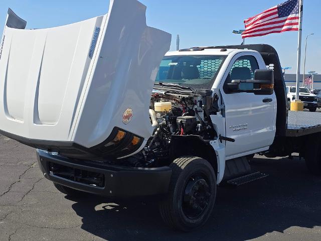 2024 Chevrolet Silverado Chassis Cab Vehicle Photo in INDEPENDENCE, MO 64055-1314