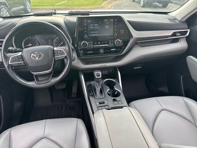 2022 Toyota Highlander Vehicle Photo in Jonesboro, AR 72404