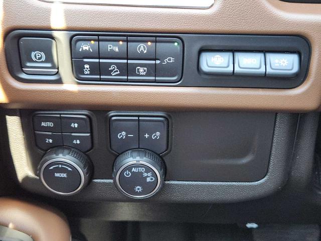 2022 Chevrolet Tahoe Vehicle Photo in DENTON, TX 76210-9321