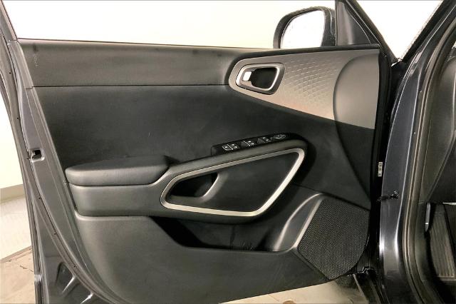 2023 Kia Soul Vehicle Photo in Lees Summit, MO 64086