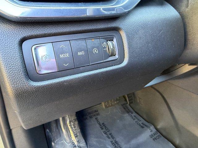 2025 GMC Acadia Vehicle Photo in LEOMINSTER, MA 01453-2952