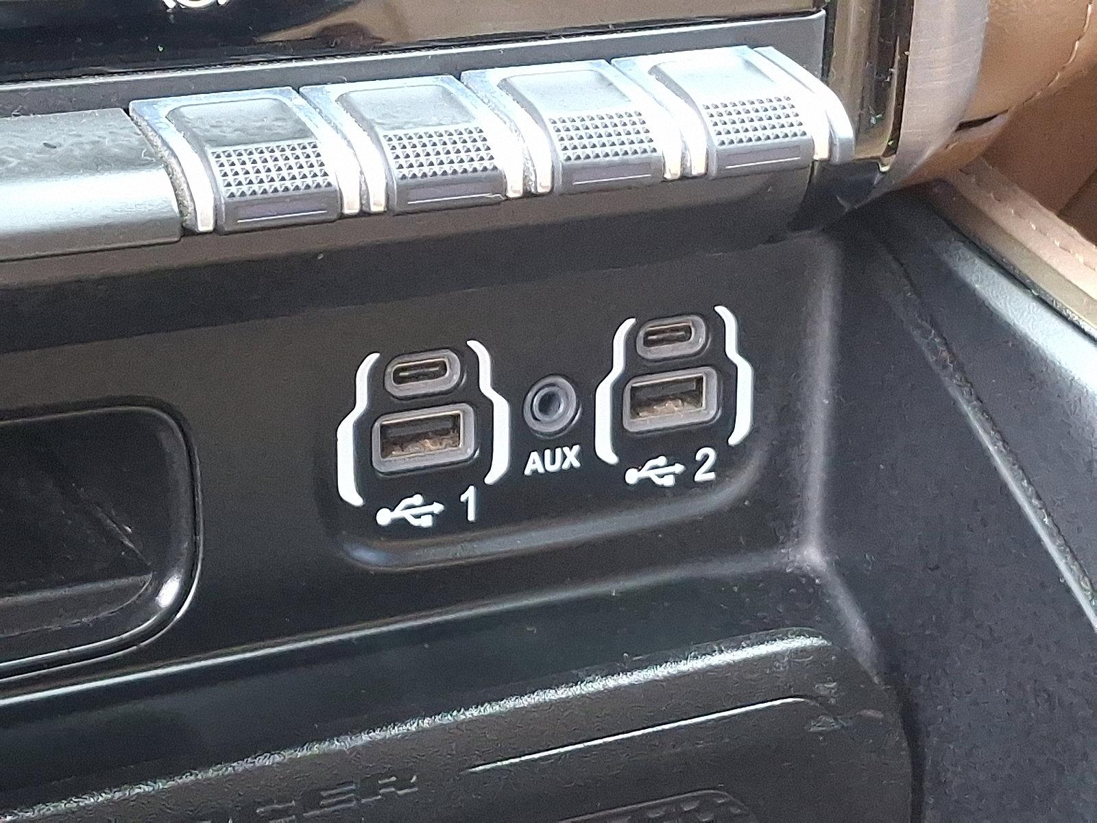 2022 Ram 3500 Vehicle Photo in Trevose, PA 19053