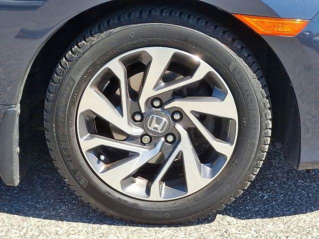 2017 Honda Civic Vehicle Photo in DANBURY, CT 06810-5034