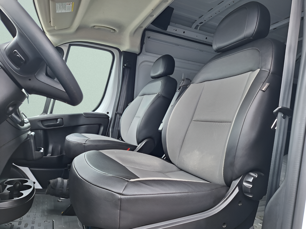 2025 RAM ProMaster Cargo Van Tradesman - 9