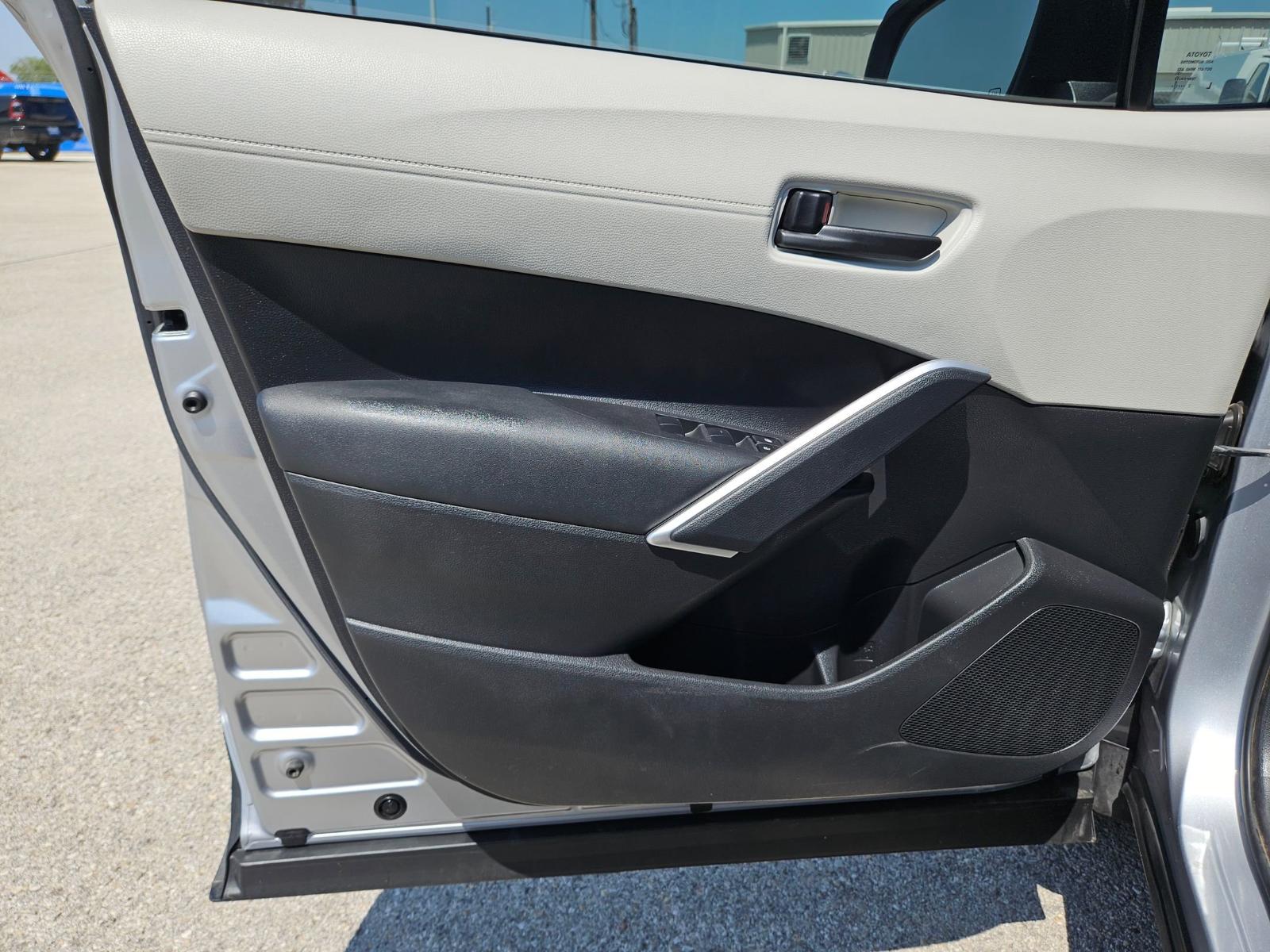 2022 Toyota Corolla Cross Vehicle Photo in Seguin, TX 78155