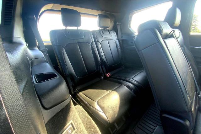 2023 Jeep Grand Cherokee L Vehicle Photo in TOPEKA, KS 66609-0000