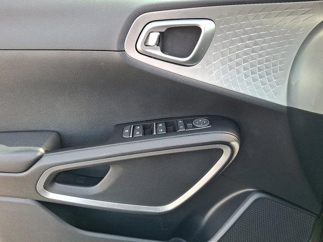 2023 Kia Soul Vehicle Photo in Philadelphia, PA 19116