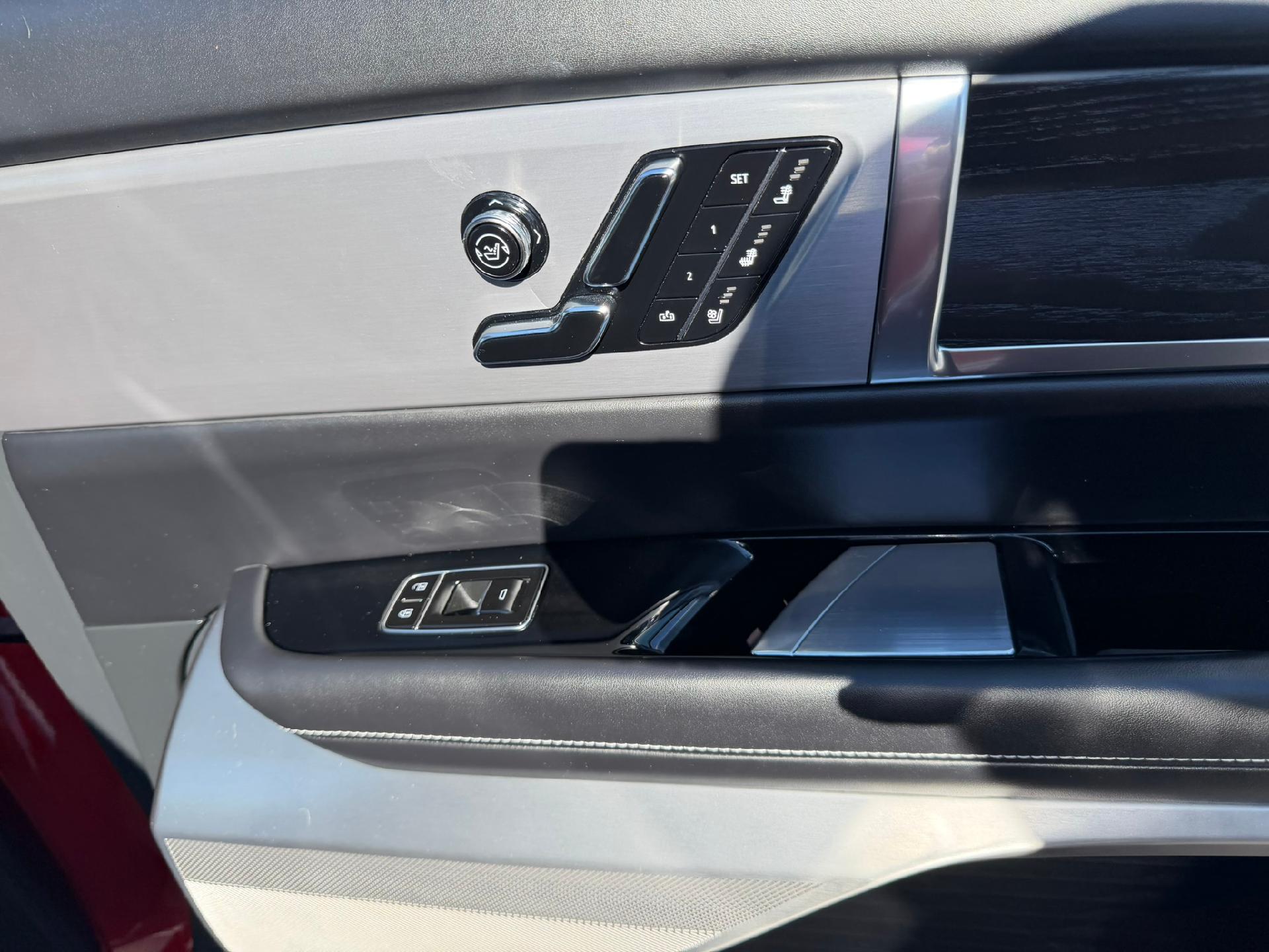 2026 Cadillac VISTIQ photo 34 of 36