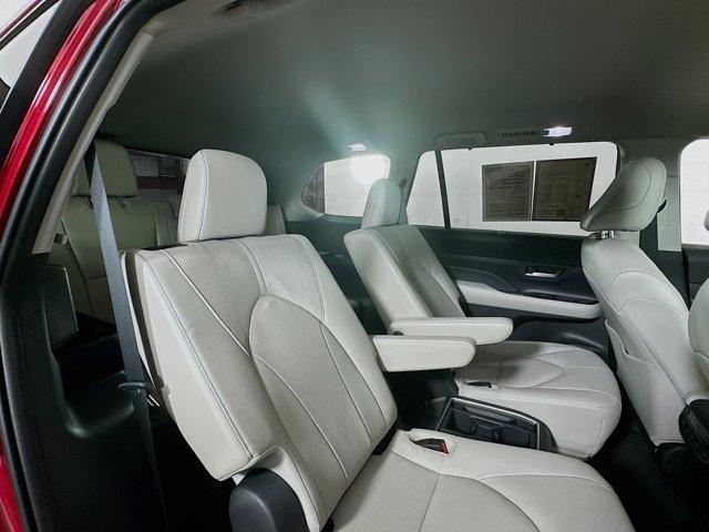 2024 Toyota Grand Highlander Vehicle Photo in Flemington, NJ 08822