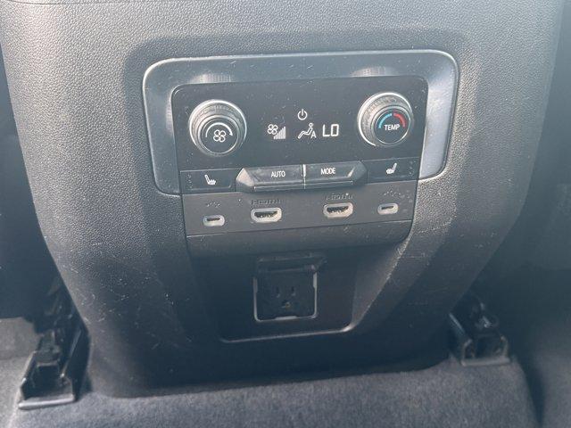 2021 Chevrolet Tahoe Vehicle Photo in LEOMINSTER, MA 01453-2952