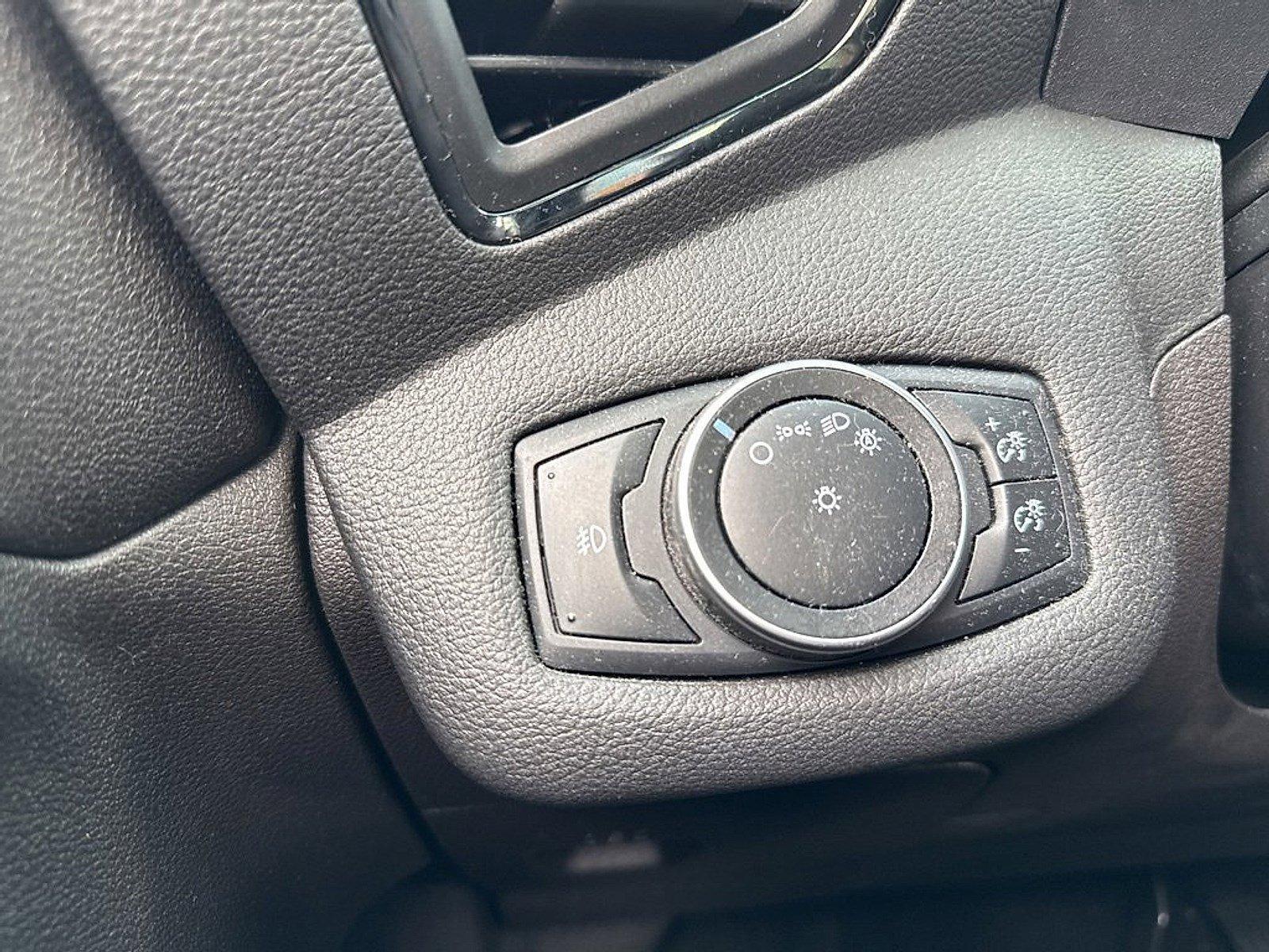 2015 Ford Escape Vehicle Photo in Harrisburg, PA 17111