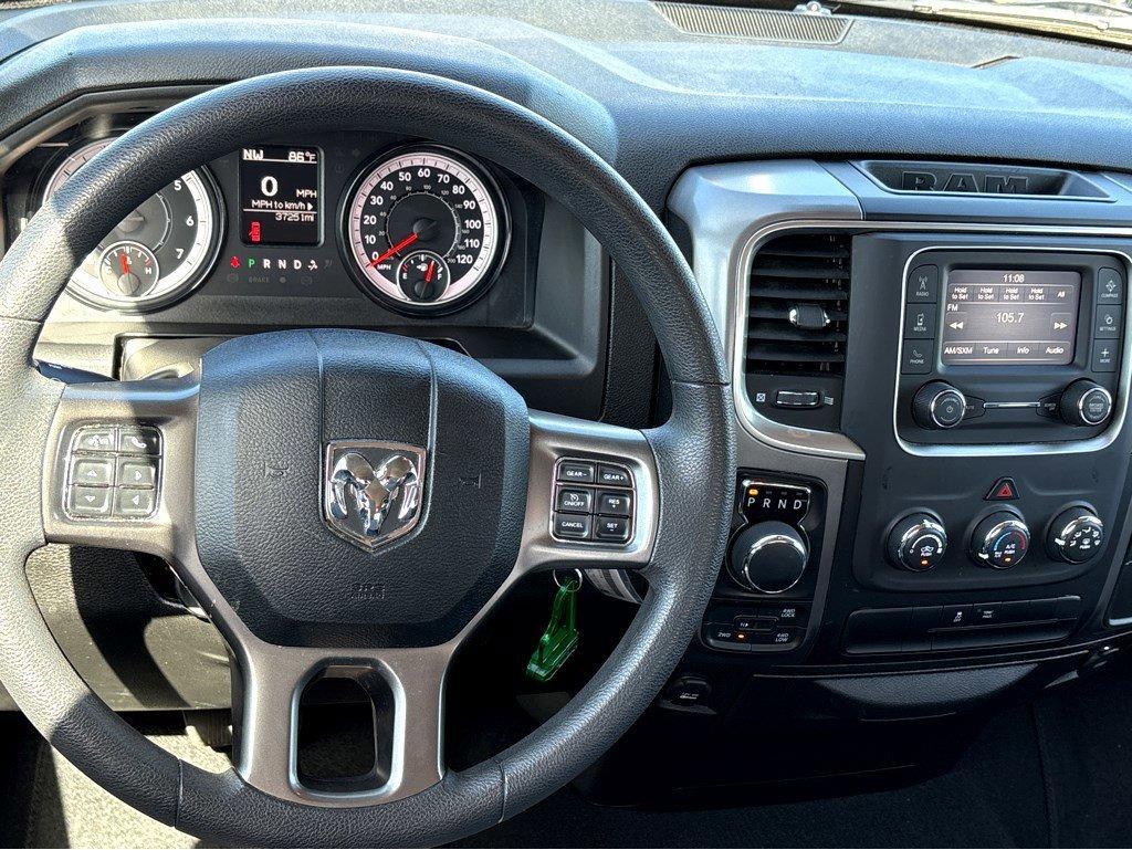 2024 Ram 1500 Classic Vehicle Photo in SAVANNAH, GA 31406-4513