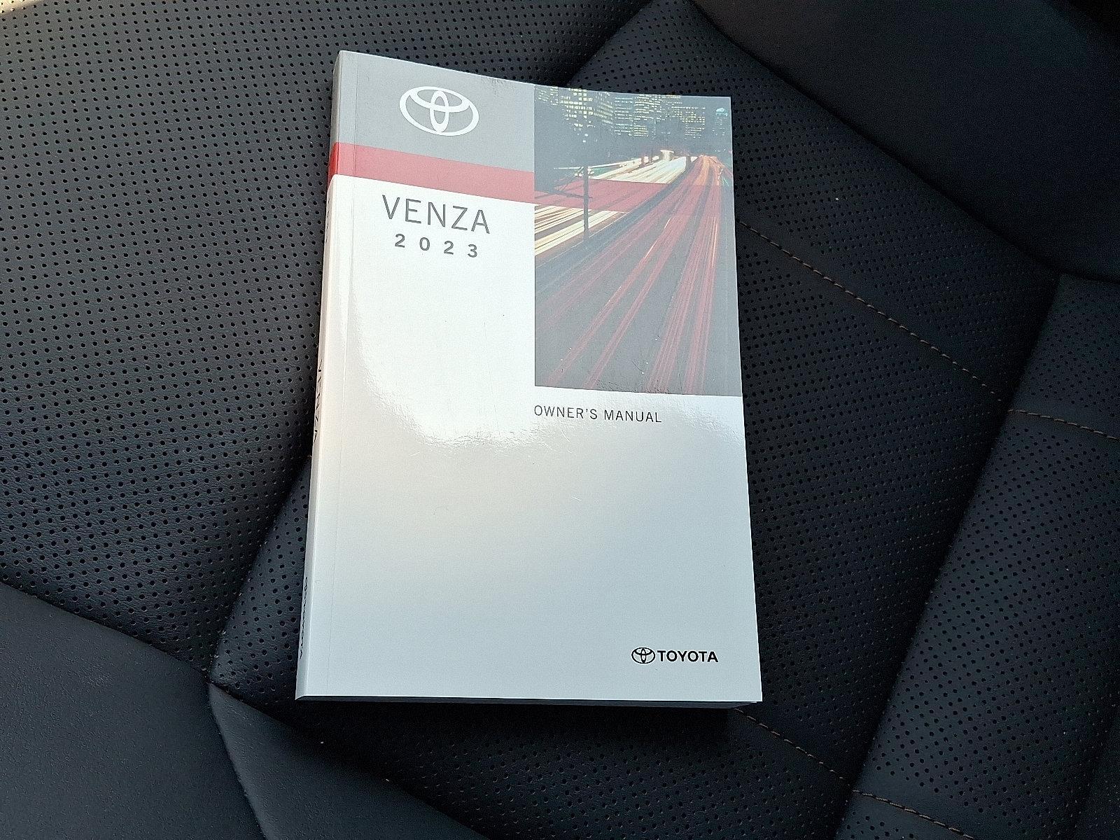 2023 Toyota Venza Vehicle Photo in BETHLEHEM, PA 18017-9401