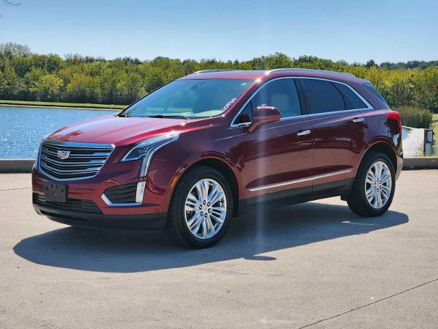 2017 Cadillac XT5 Vehicle Photo in DENTON, TX 76210-9321