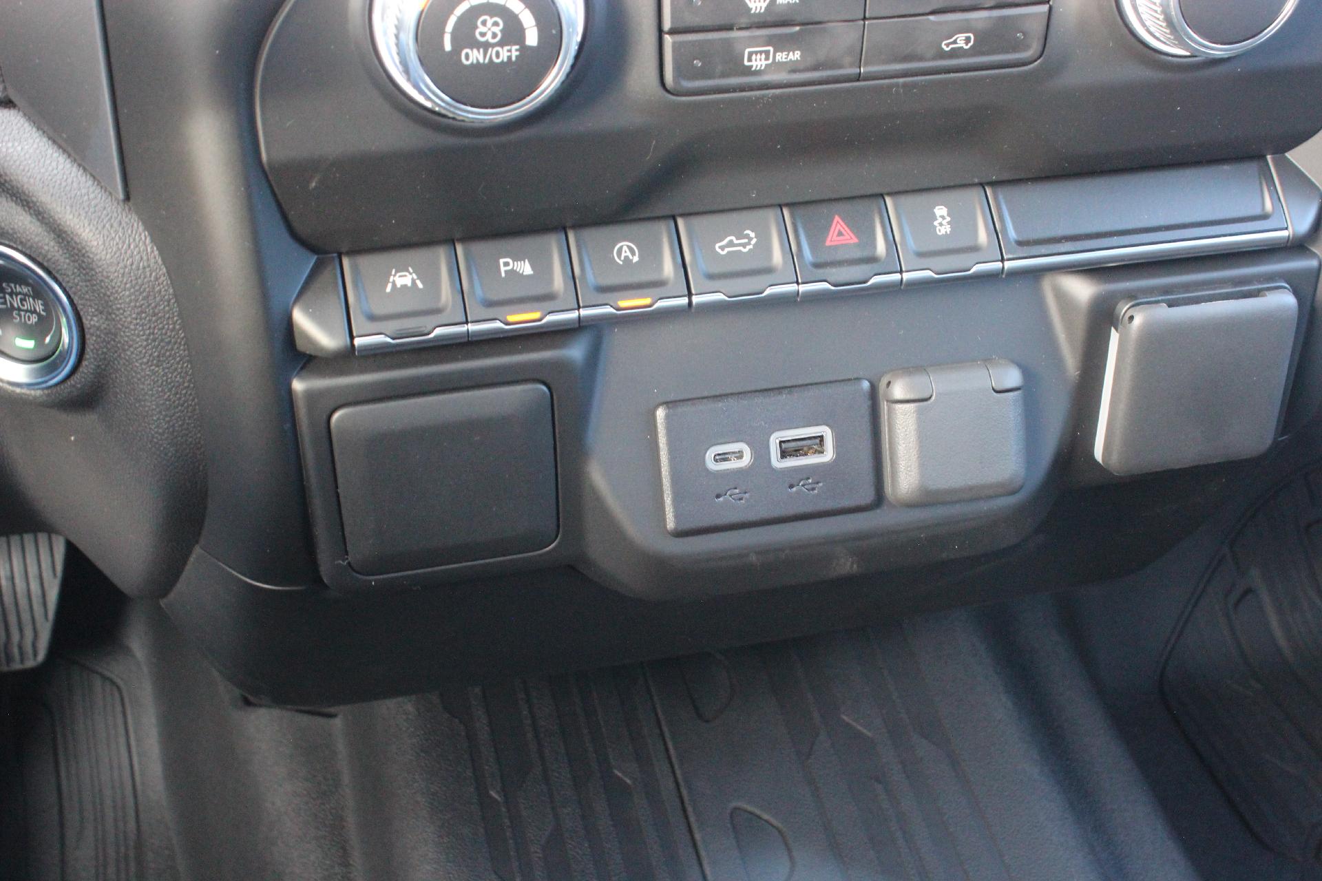 2026 GMC Sierra 1500 Vehicle Photo in AURORA, CO 80012-4011