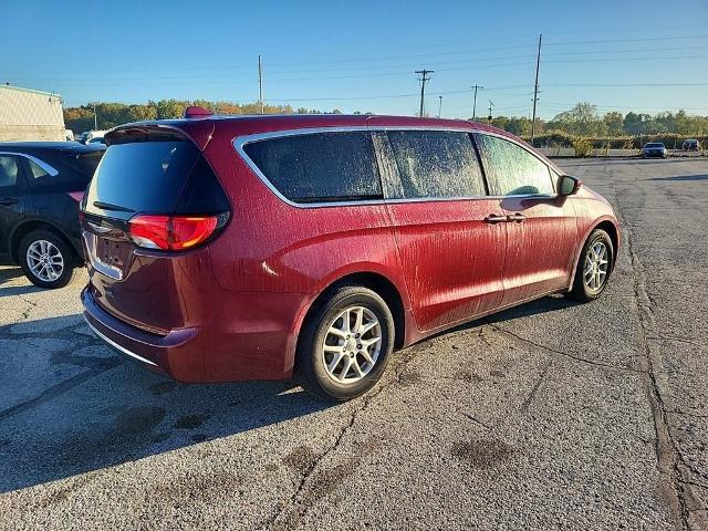 2020 Chrysler Pacifica Vehicle Photo in Cedar Rapids, IA 52402
