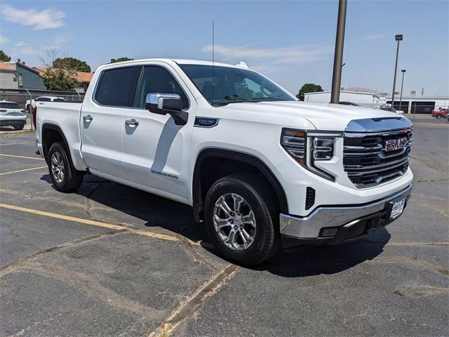 2024 GMC Sierra 1500 Vehicle Photo in AURORA, CO 80012-4011