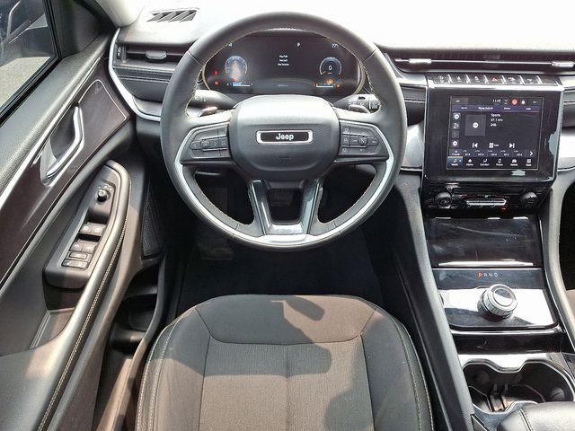 2023 Jeep Grand Cherokee Vehicle Photo in DANBURY, CT 06810-5034