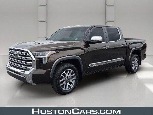 2025 Toyota Tundra 4WD Vehicle Photo in LAKE WALES, FL 33859