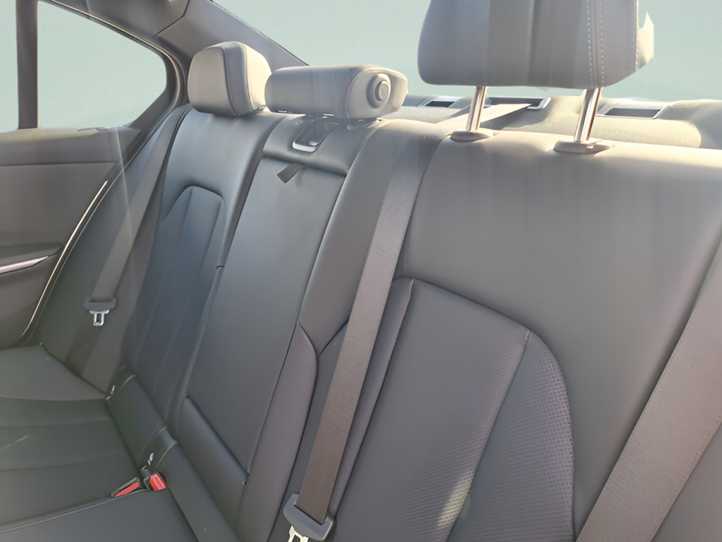 2026 BMW 3 Series photo 24 of 29