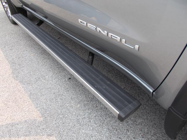 2024 GMC Sierra 1500 Vehicle Photo in LOWELL, MA 01852-4336